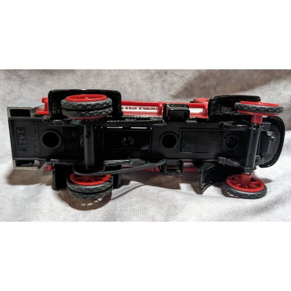 Texaco 1910 Mack Truck Tanker Coin Bank - Picture 9 of 12